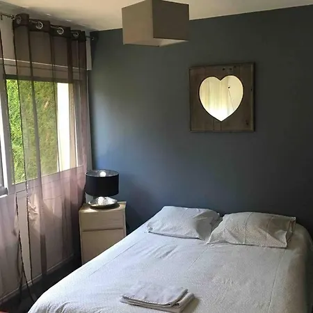Bel En Rez De Jardin, 10min Centre Et 300m Quais De Seine Wifi Lägenhet